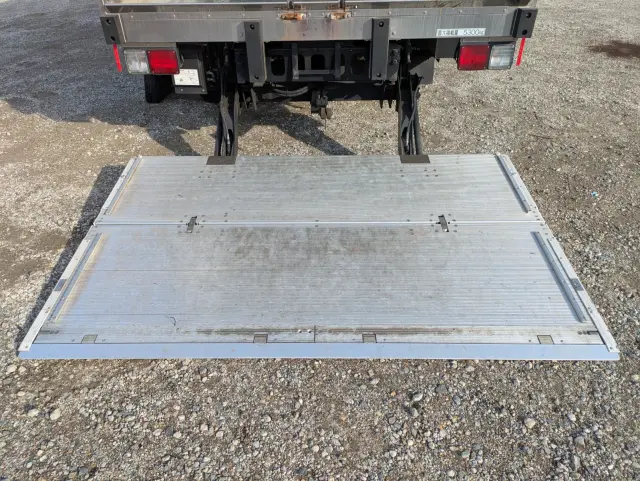 いすゞ フォワード 2PG-FSR90S2(2WD)の写真14