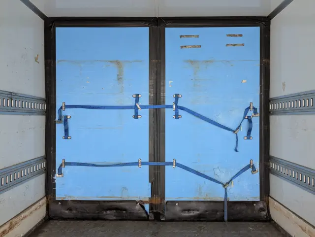 いすゞ フォワード 2PG-FSR90S2(2WD)の写真21