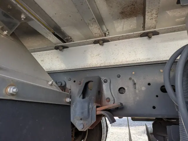 いすゞ フォワード 2PG-FSR90S2(2WD)の写真28