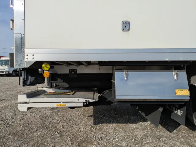 いすゞ フォワード 2PG-FSR90S2(2WD)の写真35