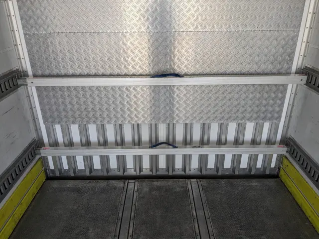 日野 レンジャー 2KG-FC2ABG(2WD)の写真18