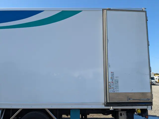 日野 レンジャー 2KG-FC2ABG(2WD)の写真24