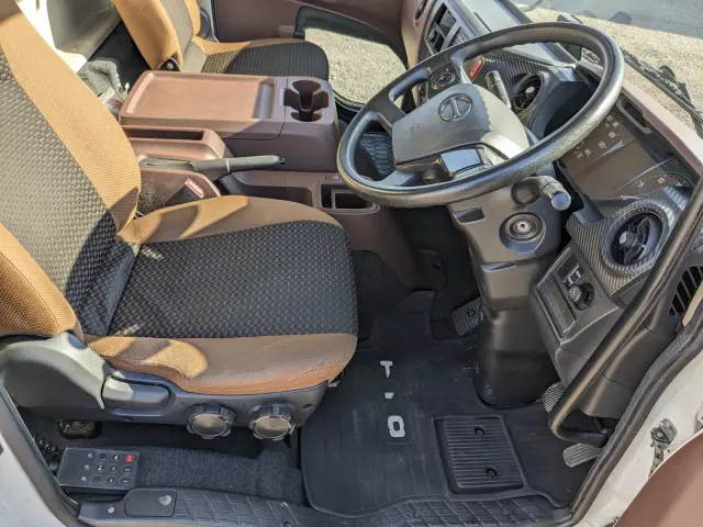 日野 レンジャー 2KG-FC2ABG(2WD)の写真37