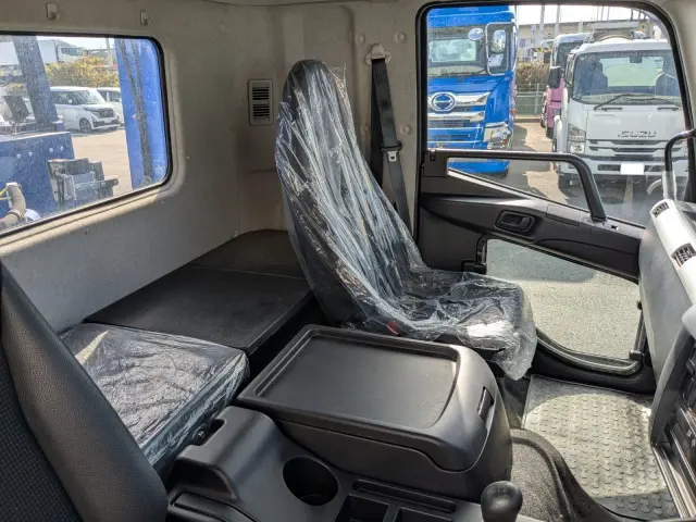 三菱 ファイター 2DG-FQ62F(2WD)の写真37