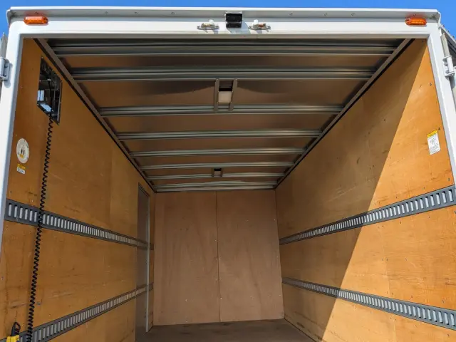 日野 デュトロ 2RG-XZU710M(2WD)の写真21