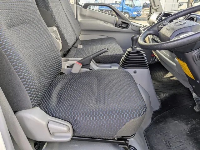 日野 デュトロ 2RG-XZU710M(2WD)の写真38