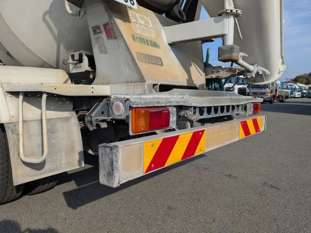 いすゞ フォワード 2PG-FRR90S2(2WD)の写真5