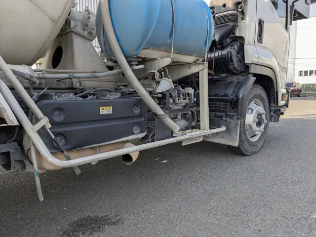 いすゞ フォワード 2PG-FRR90S2(2WD)の写真12