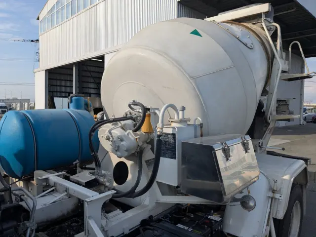 いすゞ フォワード 2PG-FRR90S2(2WD)の写真34