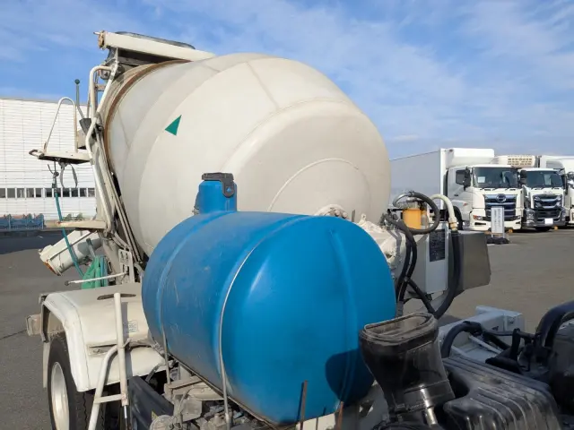 いすゞ フォワード 2PG-FRR90S2(2WD)の写真37