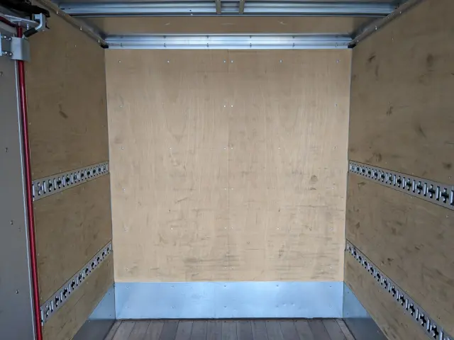 三菱 キャンター 2RG-FEAV0(2WD)の写真16