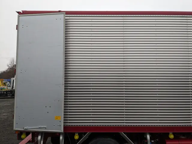 三菱 キャンター 2RG-FEAV0(2WD)の写真27