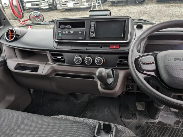 三菱 キャンター 2RG-FEAV0(2WD)の写真35