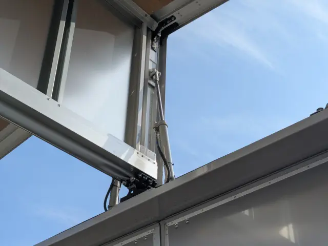 日野 レンジャー 2KG-FD2ABG(2WD)の写真30