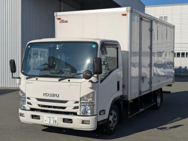 いすゞ エルフ 2RG-NPR88AN(2WD)の写真1