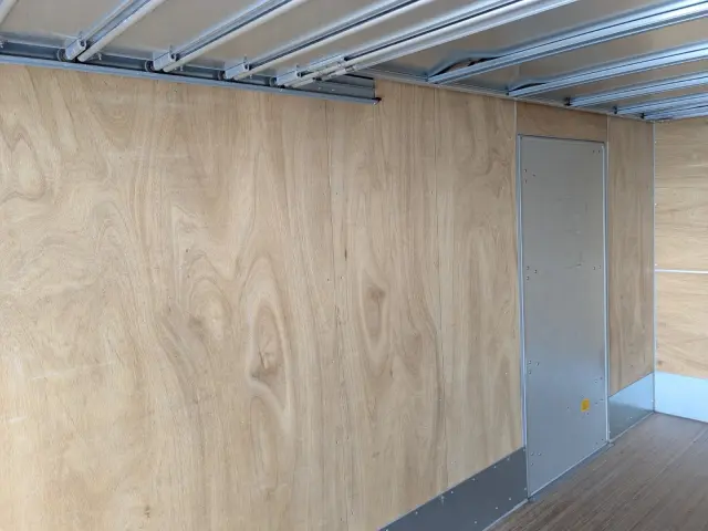 いすゞ エルフ 2RG-NPR88AN(2WD)の写真27