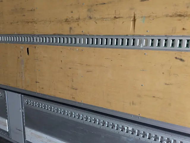 いすゞ ギガ 2PG-CYJ77C(8x4)の写真49