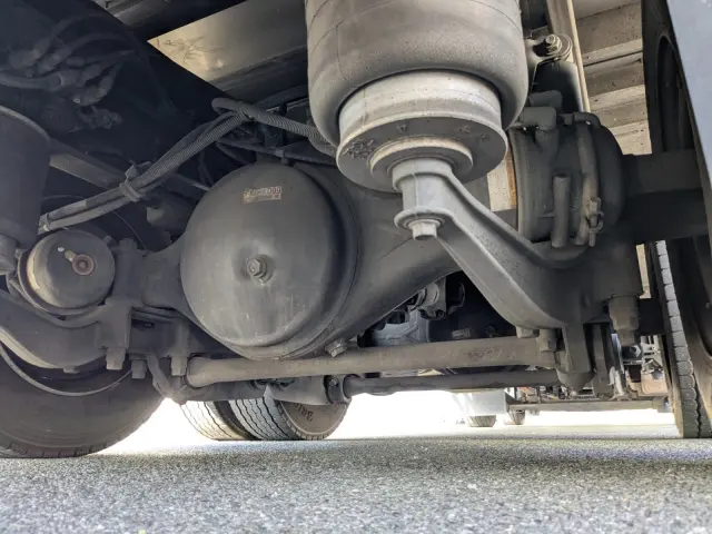 いすゞ ギガ 2PG-CYJ77C(8x4)の写真16