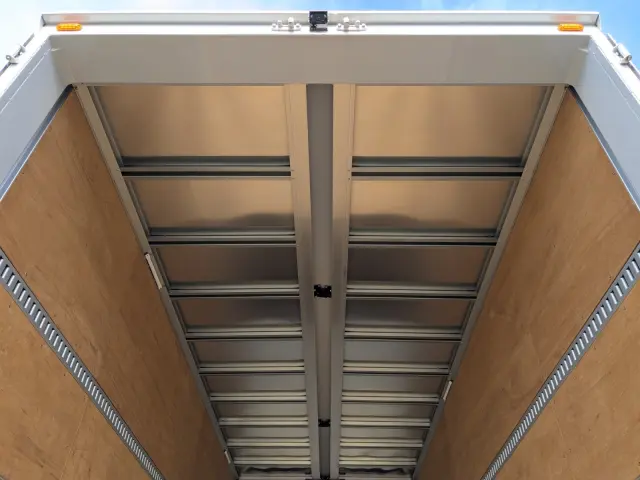 日野 レンジャー 2KG-FD2ABG(2WD)の写真9