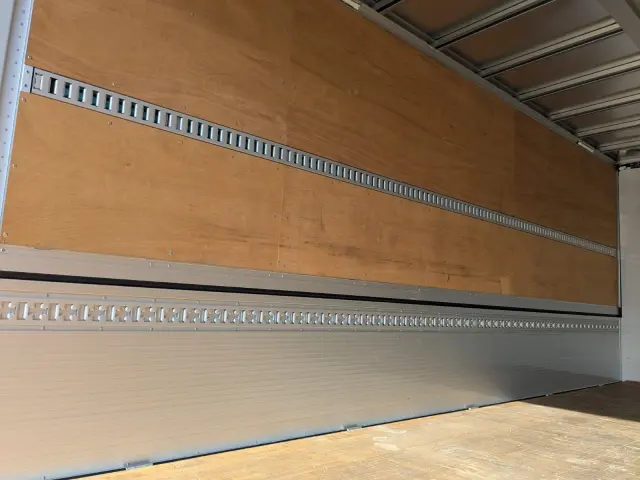 日野 レンジャー 2KG-FD2ABG(2WD)の写真13