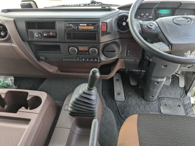 日野 レンジャー 2KG-FD2ABG(2WD)の写真33