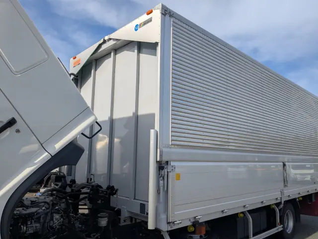 日野 レンジャー 2KG-FD2ABG(2WD)の写真36