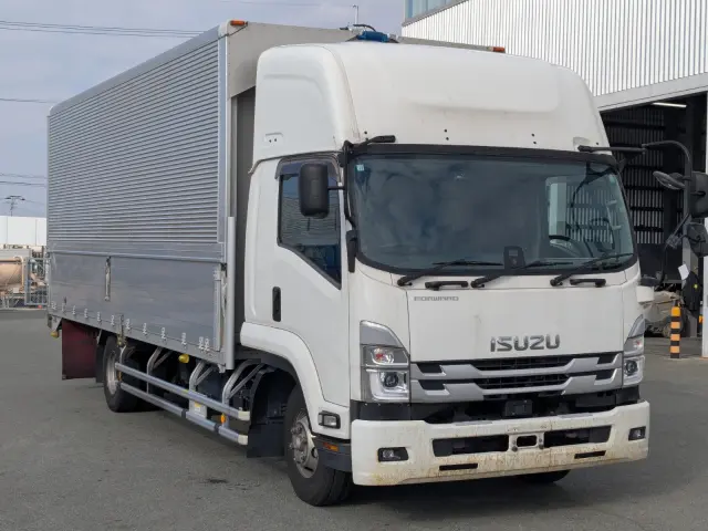 いすゞ フォワード 2RG-FRR90T2(2WD)の写真2