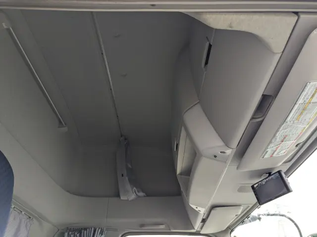 いすゞ フォワード 2RG-FRR90T2(2WD)の写真31