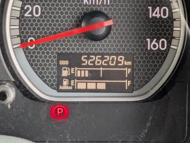 いすゞ フォワード 2RG-FRR90T2(2WD)の写真34