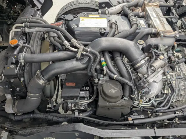 いすゞ フォワード 2RG-FRR90T2(2WD)の写真36