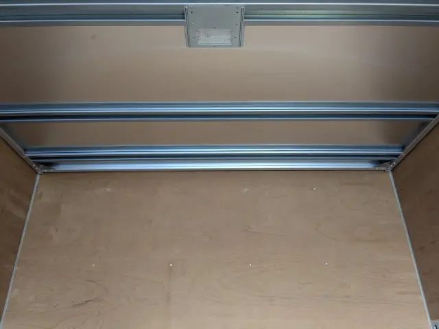 いすゞ エルフ 2RG-FRR90S2(2WD)の写真22