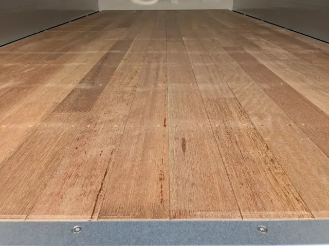 三菱 キャンター 2PG-FEB80(2WD)の写真15