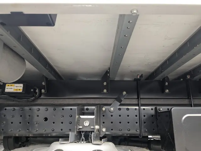 三菱 キャンター 2PG-FEB80(2WD)の写真23