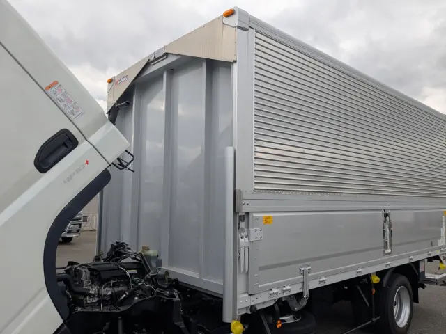 三菱 キャンター 2PG-FEB80(2WD)の写真37