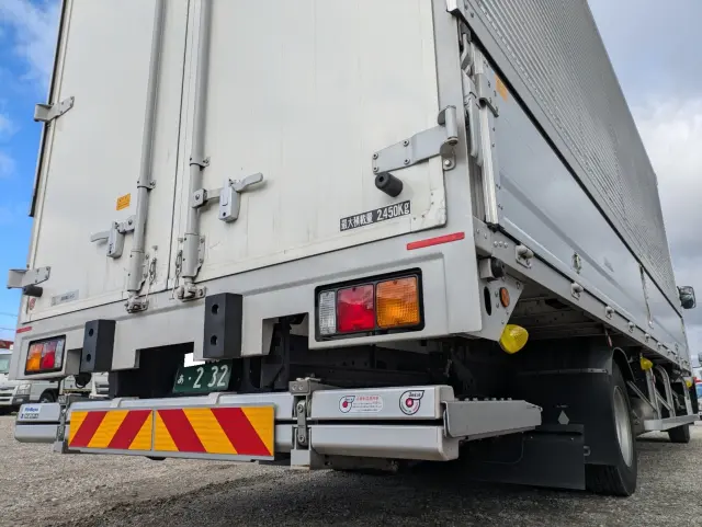 三菱 ファイター 2KG-FK65F(2WD)の写真9