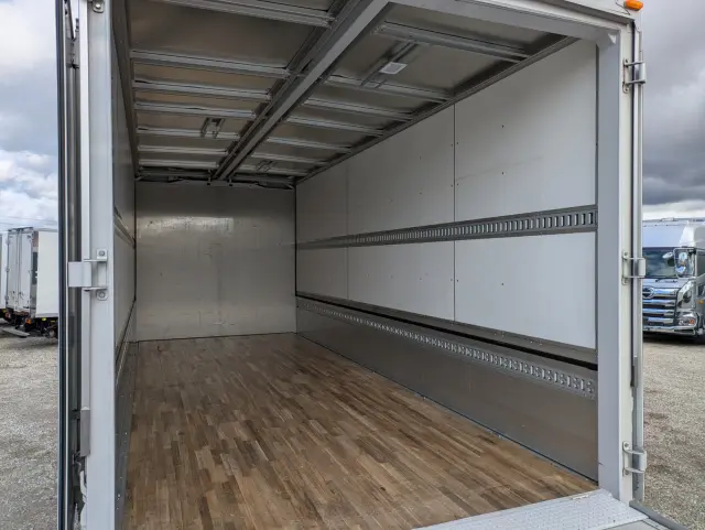 三菱 ファイター 2KG-FK65F(2WD)の写真20