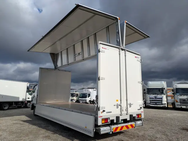 三菱 ファイター 2KG-FK65F(2WD)の写真37