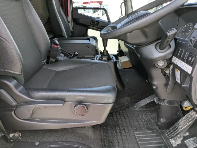 三菱 ファイター 2KG-FK65F(2WD)の写真40