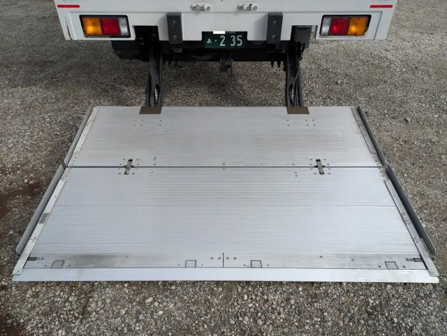 三菱 ファイター 2KG-FK65F(2WD)の写真14