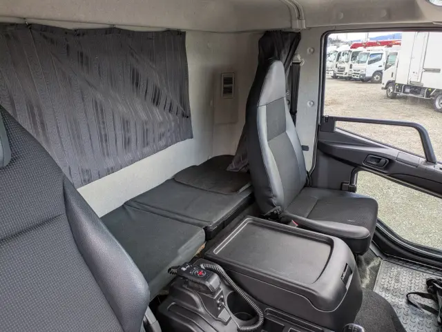 三菱 ファイター 2KG-FK65F(2WD)の写真41