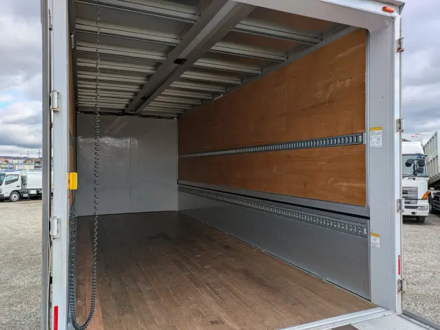 日野 レンジャー 2PG-FD2ABG(2WD)の写真19