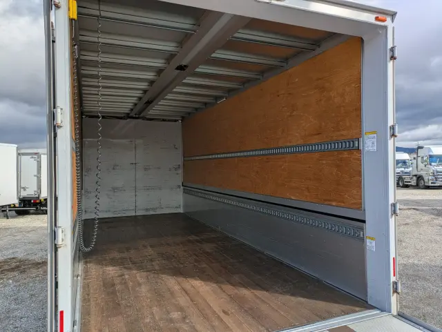 日野 レンジャー 2PG-FD2ABG(2WD)の写真19