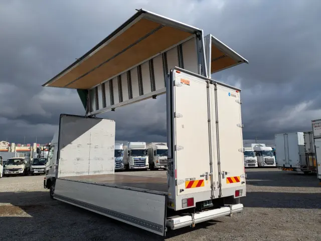 日野 レンジャー 2PG-FD2ABG(2WD)の写真38