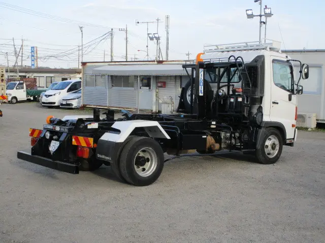 日野 レンジャー TKG-FC9JEAA(2WD)の写真5