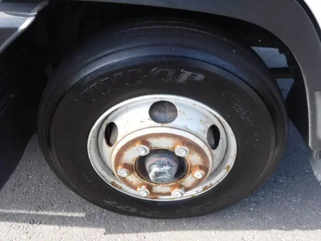 いすゞ フォワード PKG-FRR90S1(2WD)の写真9