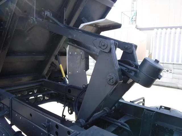 いすゞ フォワード PKG-FRR90S1(2WD)の写真21