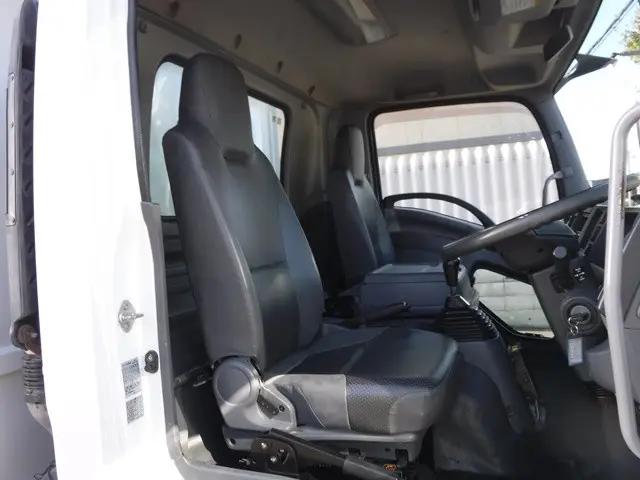 いすゞ フォワード PKG-FRR90S1(2WD)の写真28