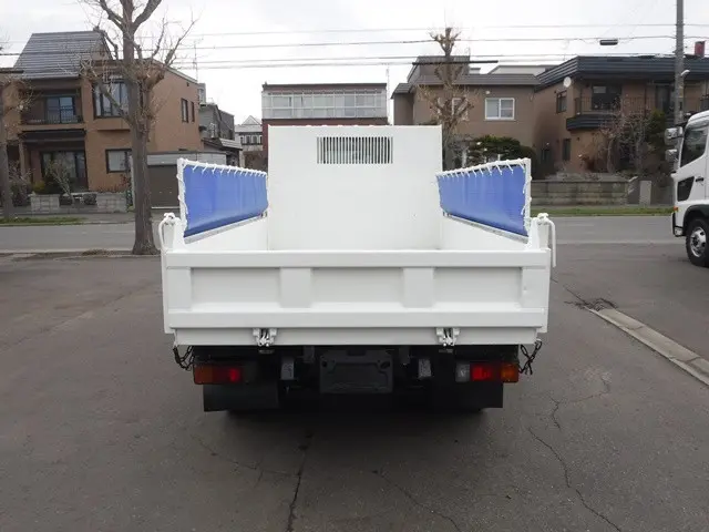 日野 デュトロ SKG-XZU675T(4WD)の写真6