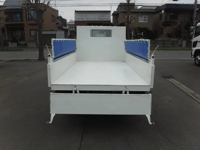 日野 デュトロ SKG-XZU675T(4WD)の写真9