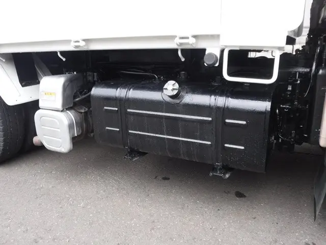 日野 デュトロ SKG-XZU675T(4WD)の写真12